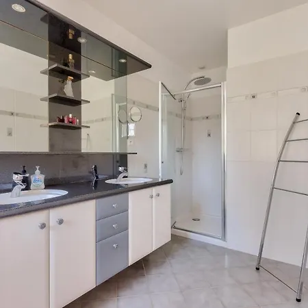 Prázdninový dům Maison Pour 6 - Piscine Et Detente *