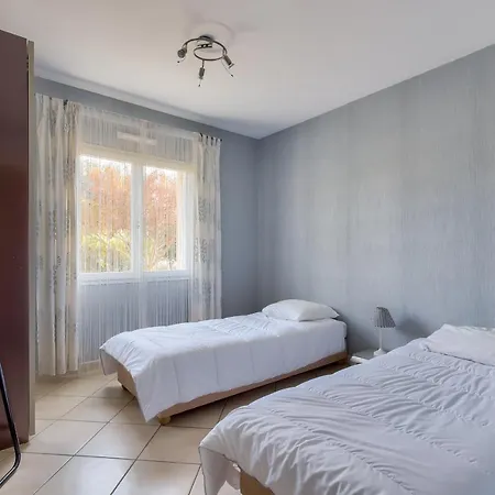 Prázdninový dům Maison Pour 6 - Piscine Et Detente Saint-Hilaire-de-Talmont